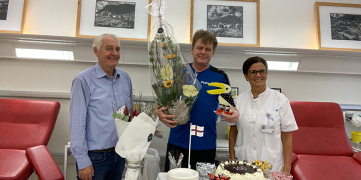 Latið blóð 100 ferðir